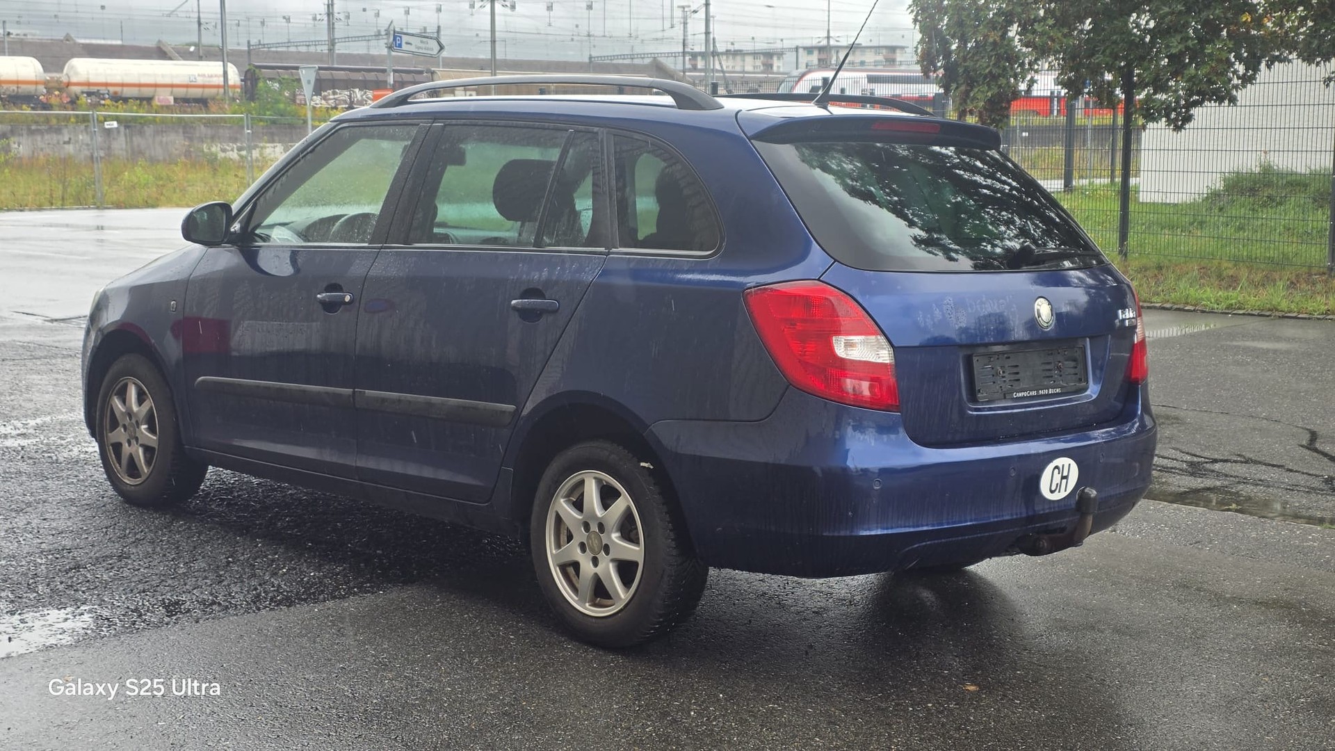 SKODA Fabia 1.6 Elegance-image-3