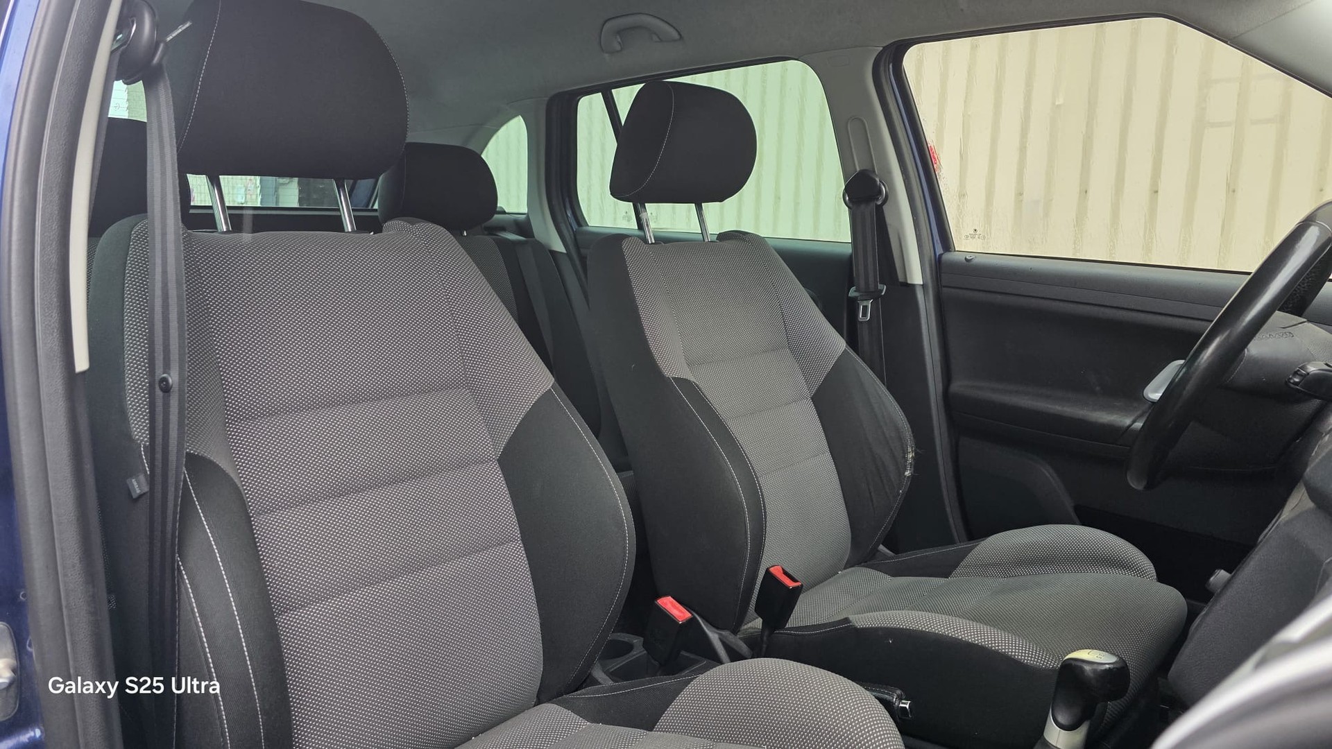 SKODA Fabia 1.6 Elegance-image-8