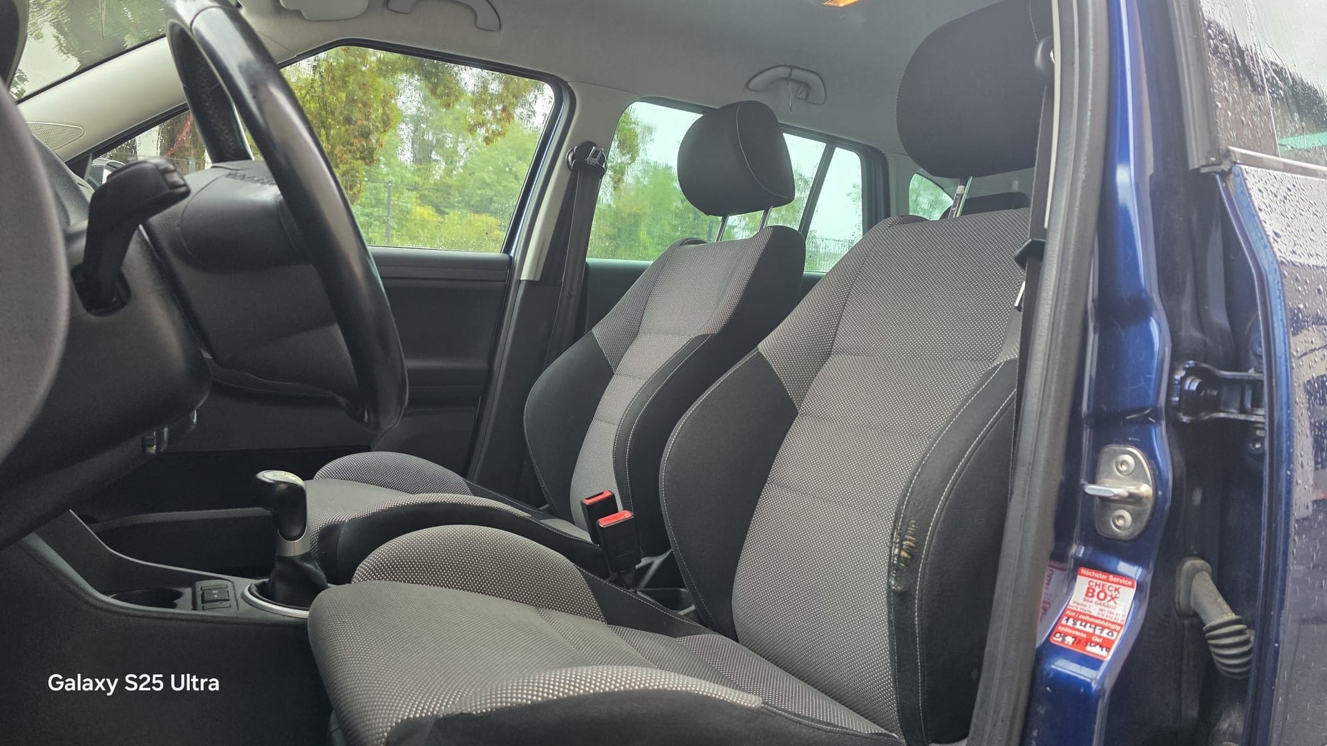SKODA Fabia 1.6 Elegance-image-9
