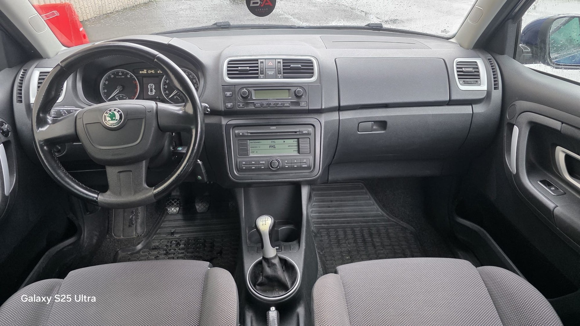 SKODA Fabia 1.6 Elegance-image-12
