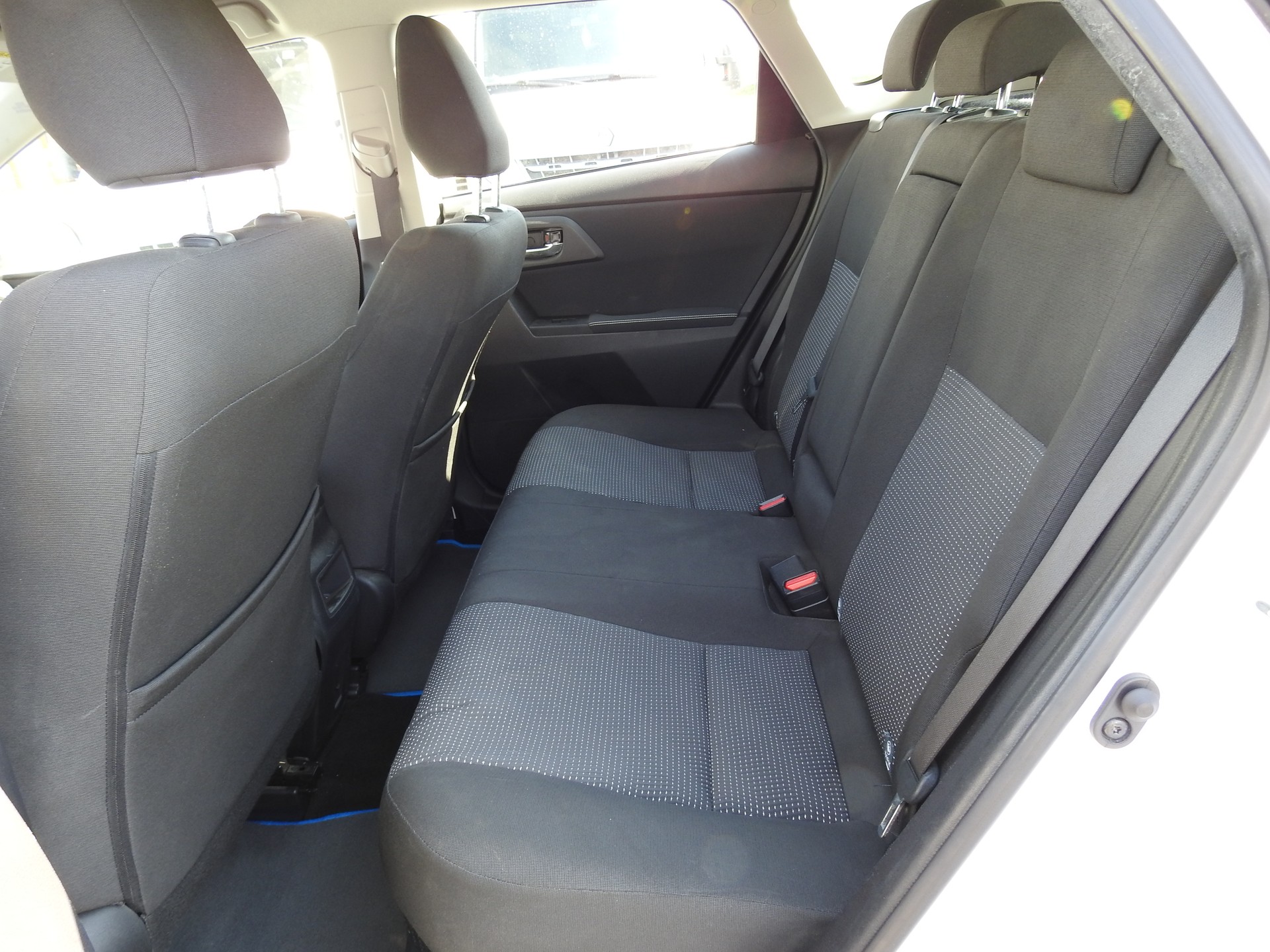 TOYOTA Auris 1.8 16V HSD Linea Luna-image-13