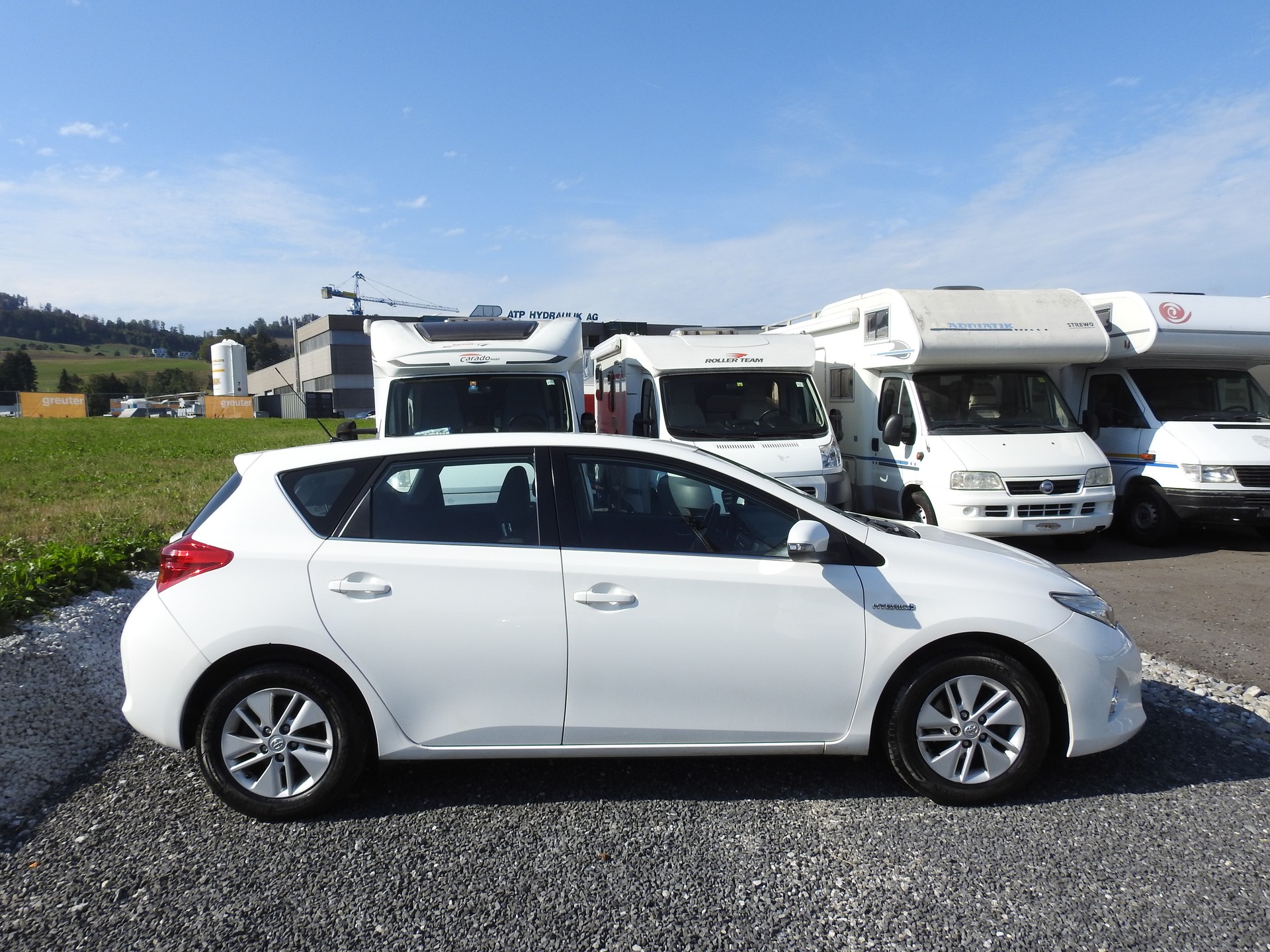 TOYOTA Auris 1.8 16V HSD Linea Luna-image-6