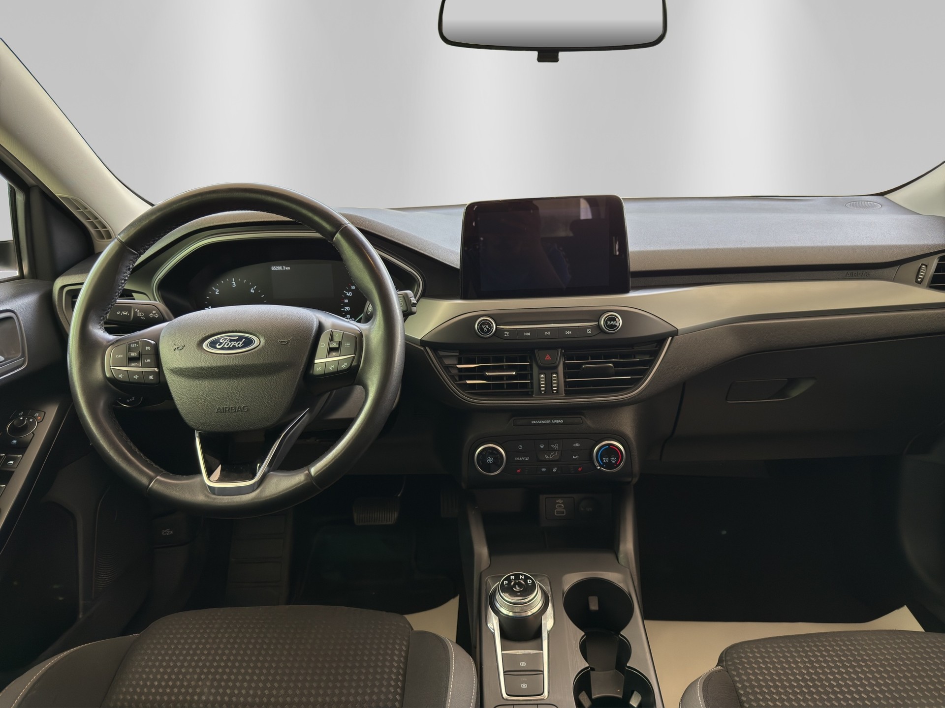 FORD Focus 1.5 TDCi Cool Connect Automatic-image-8