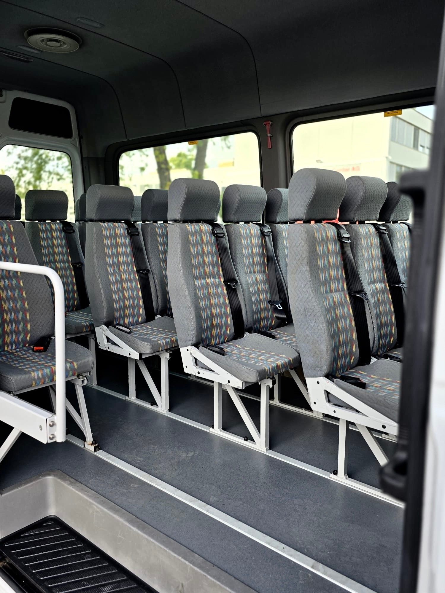 MERCEDES-BENZ Sprinter Schulbus 316 CDI Standard 4x4-image-10