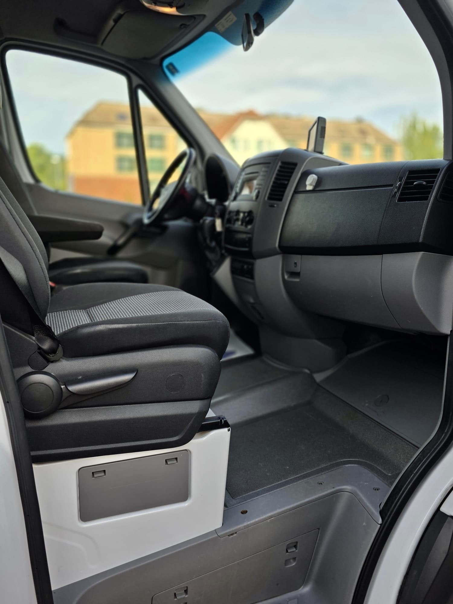 MERCEDES-BENZ Sprinter Schulbus 316 CDI Standard 4x4-image-12