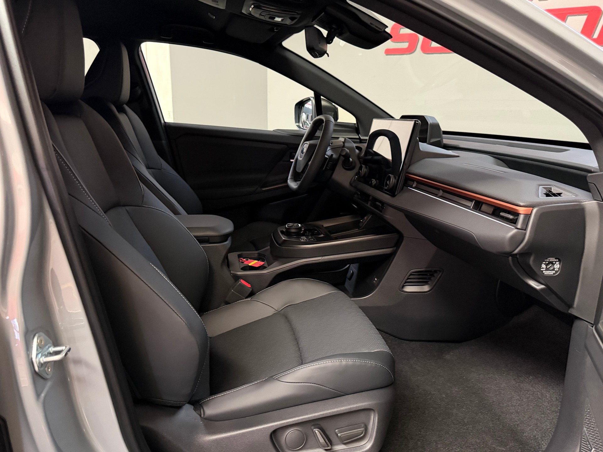 SUBARU Uncharted eV Luxury 77 kWh AWD-image-16