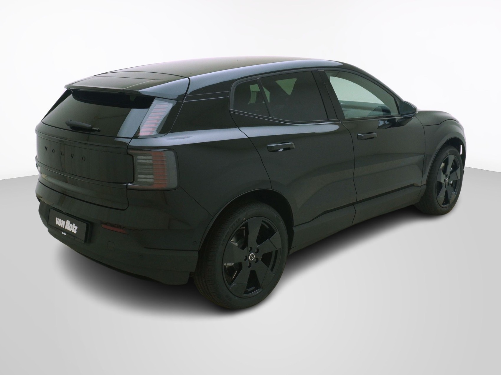 VOLVO EX 30 Twin Ultra Performance Black Edition AWD-image-4