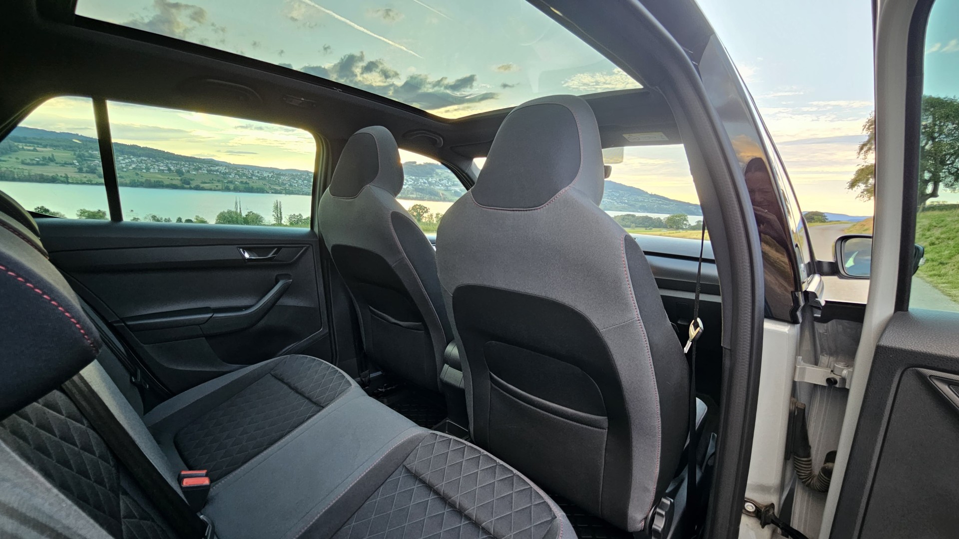 SKODA 1.0 TSI Monte Carlo-image-3
