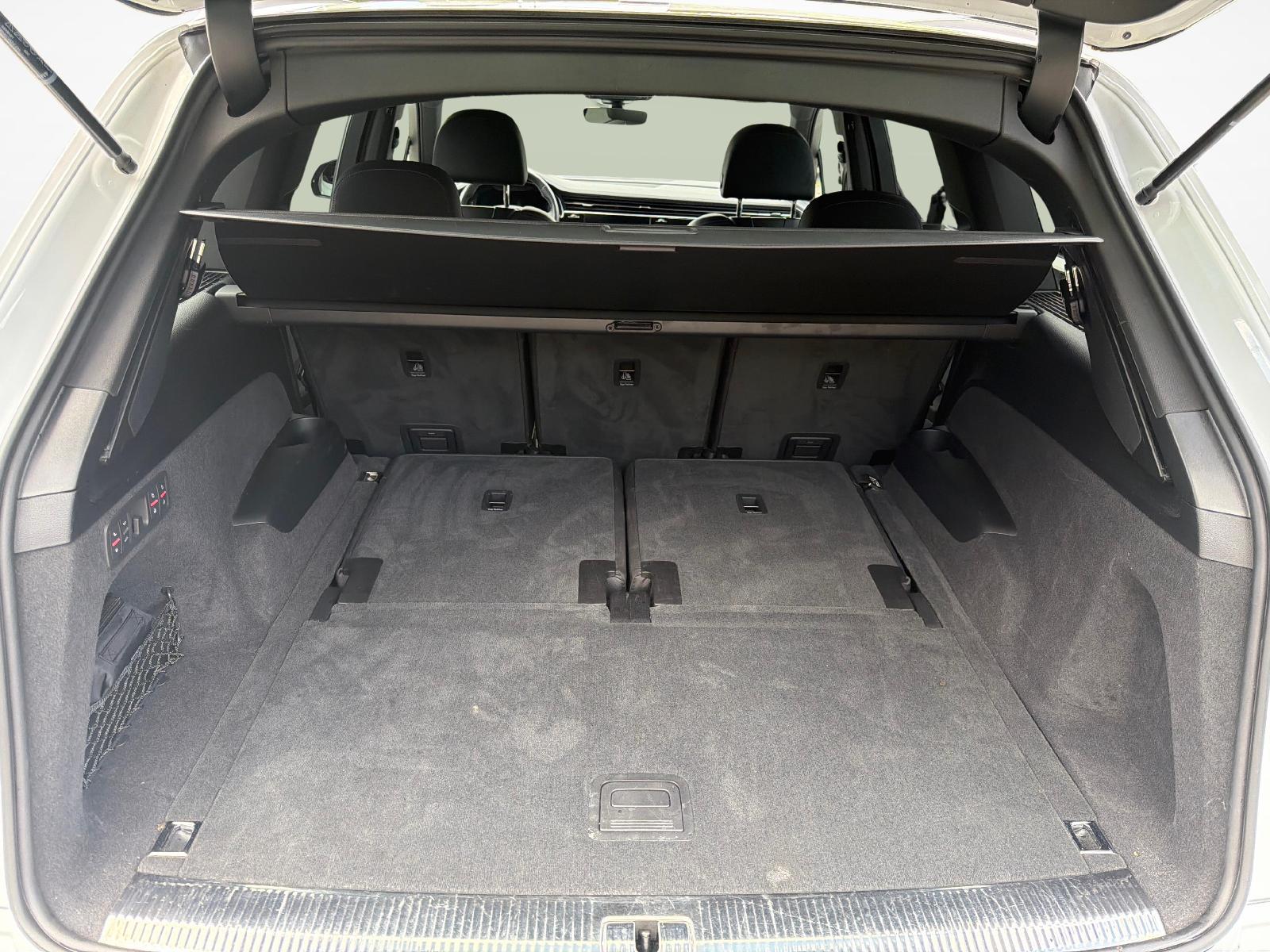 AUDI Q7 3.0 50 TDI S Line quattro T-Tronic-image-7