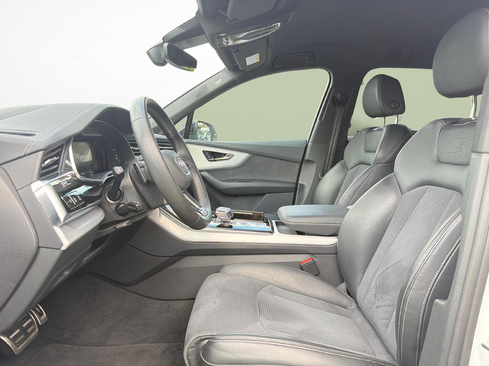 AUDI Q7 3.0 50 TDI S Line quattro T-Tronic-image-1