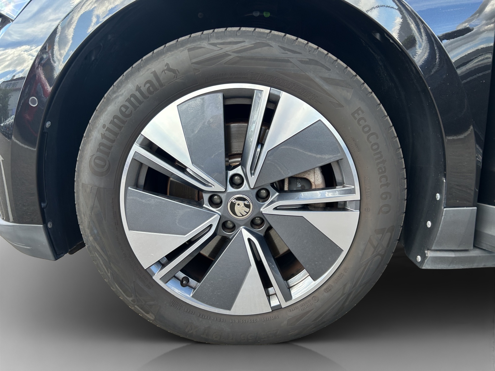 SKODA Enyaq iV 80-image-13
