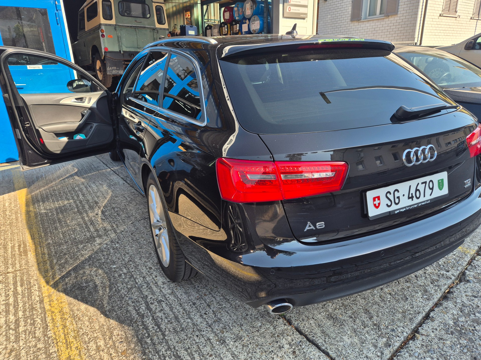 AUDI A6 Avant 3.0 TDI V6 quattro S-tronic-image-3