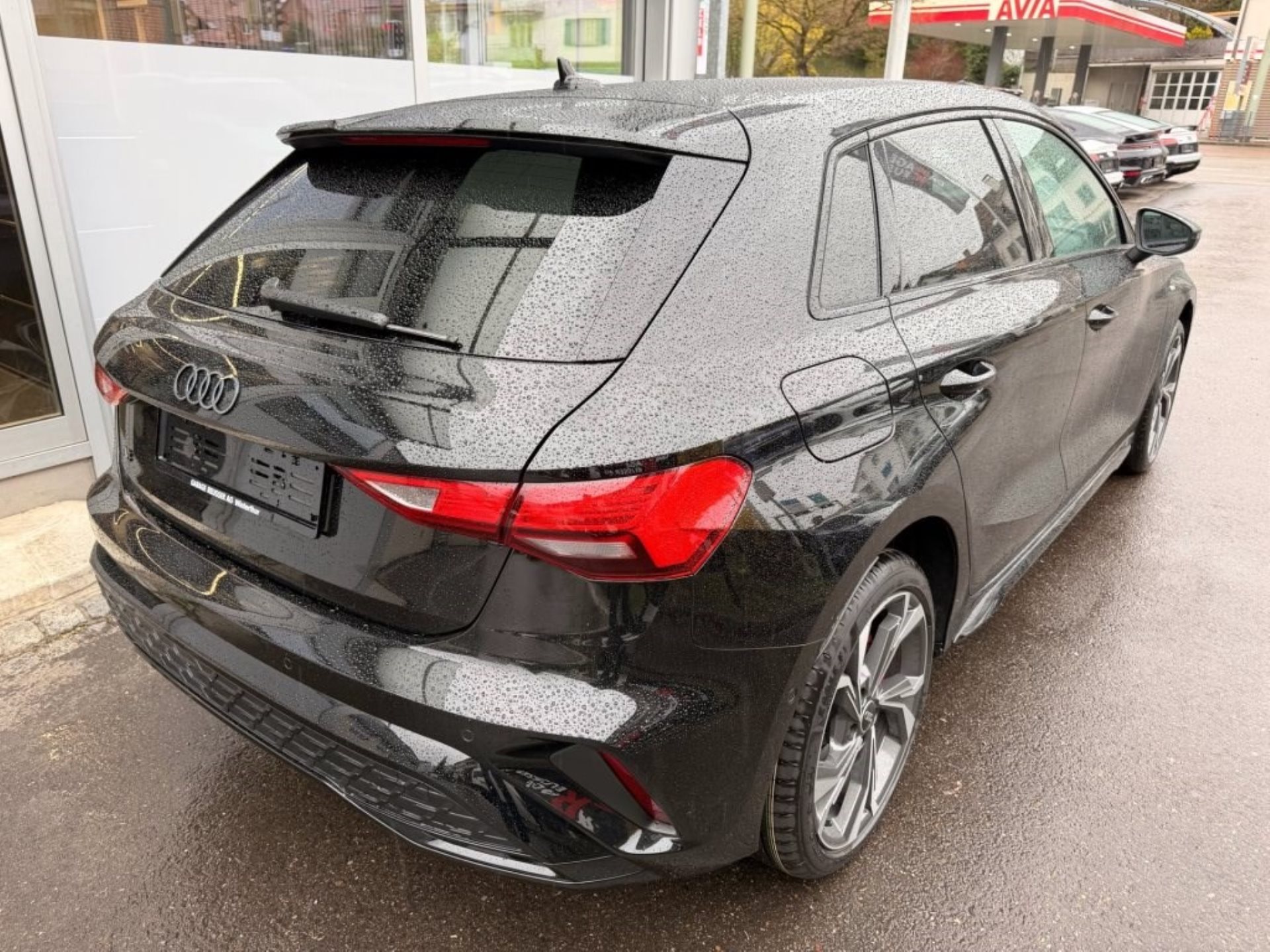 AUDI A3 SPORTBACK 45 TFSI e S LINE *** 140 KM ELETKTRISCHE REICHWEITE & PANORAMAGLASDACH ***-image-3