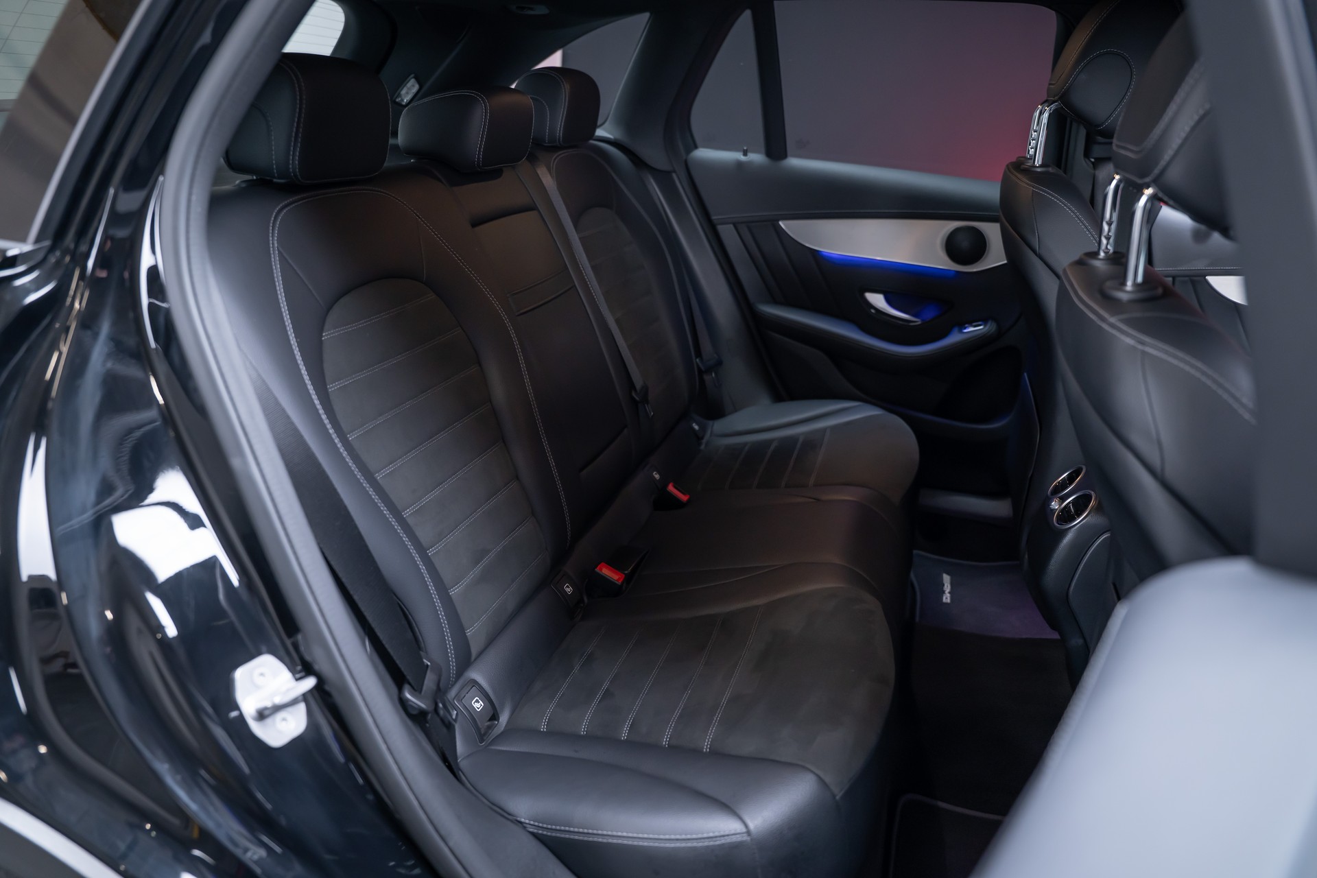 MERCEDES-BENZ GLC 220 d AMG Line 4m / CH-Fahrzeug / Rückfahrkamera / el.Sitze-image-19