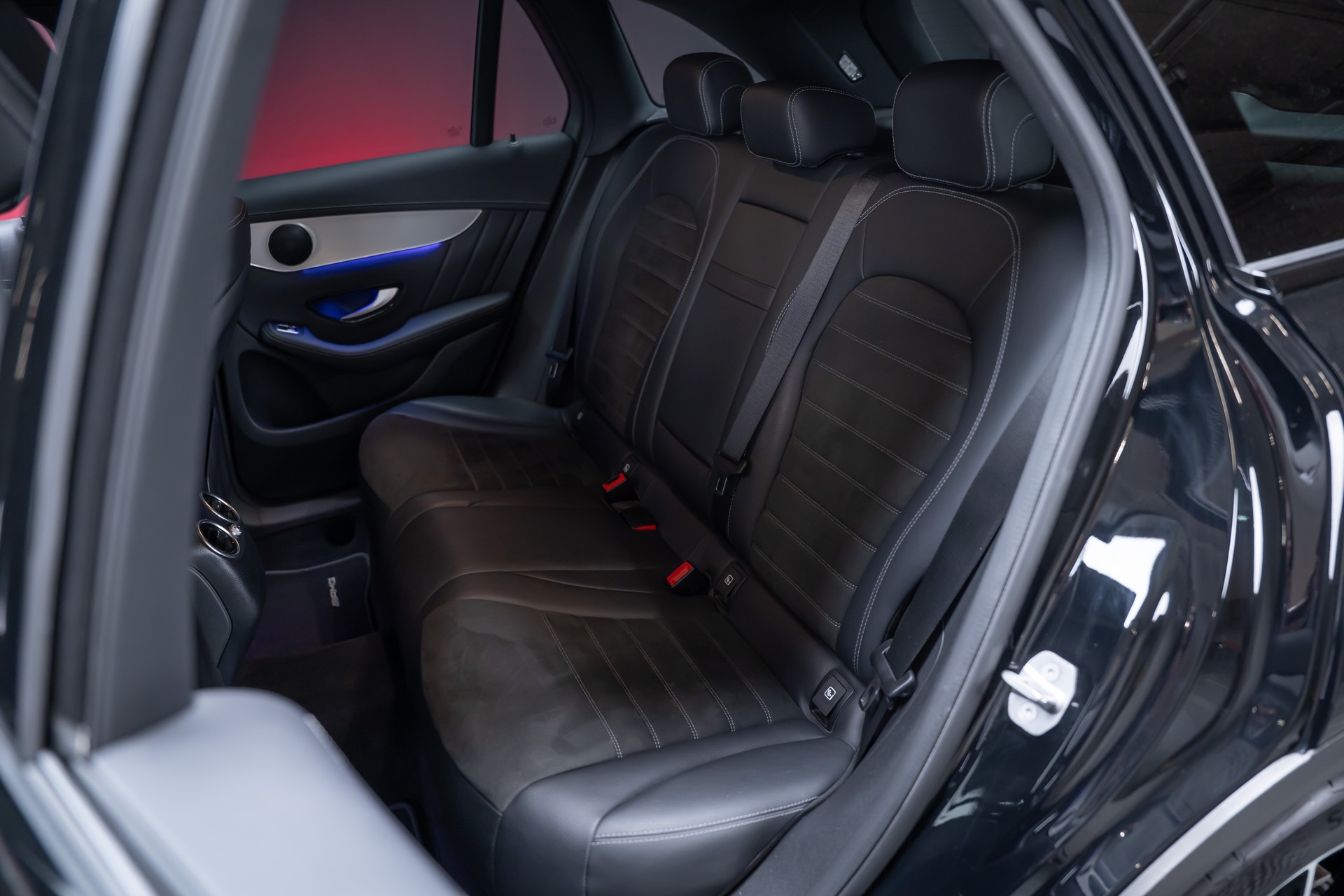 MERCEDES-BENZ GLC 220 d AMG Line 4m / CH-Fahrzeug / Rückfahrkamera / el.Sitze-image-17