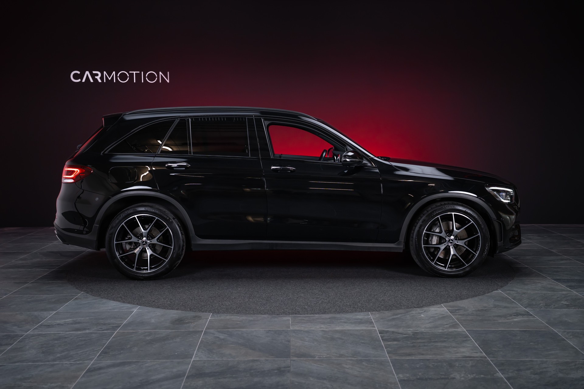 MERCEDES-BENZ GLC 220 d AMG Line 4m / CH-Fahrzeug / Rückfahrkamera / el.Sitze-image-3