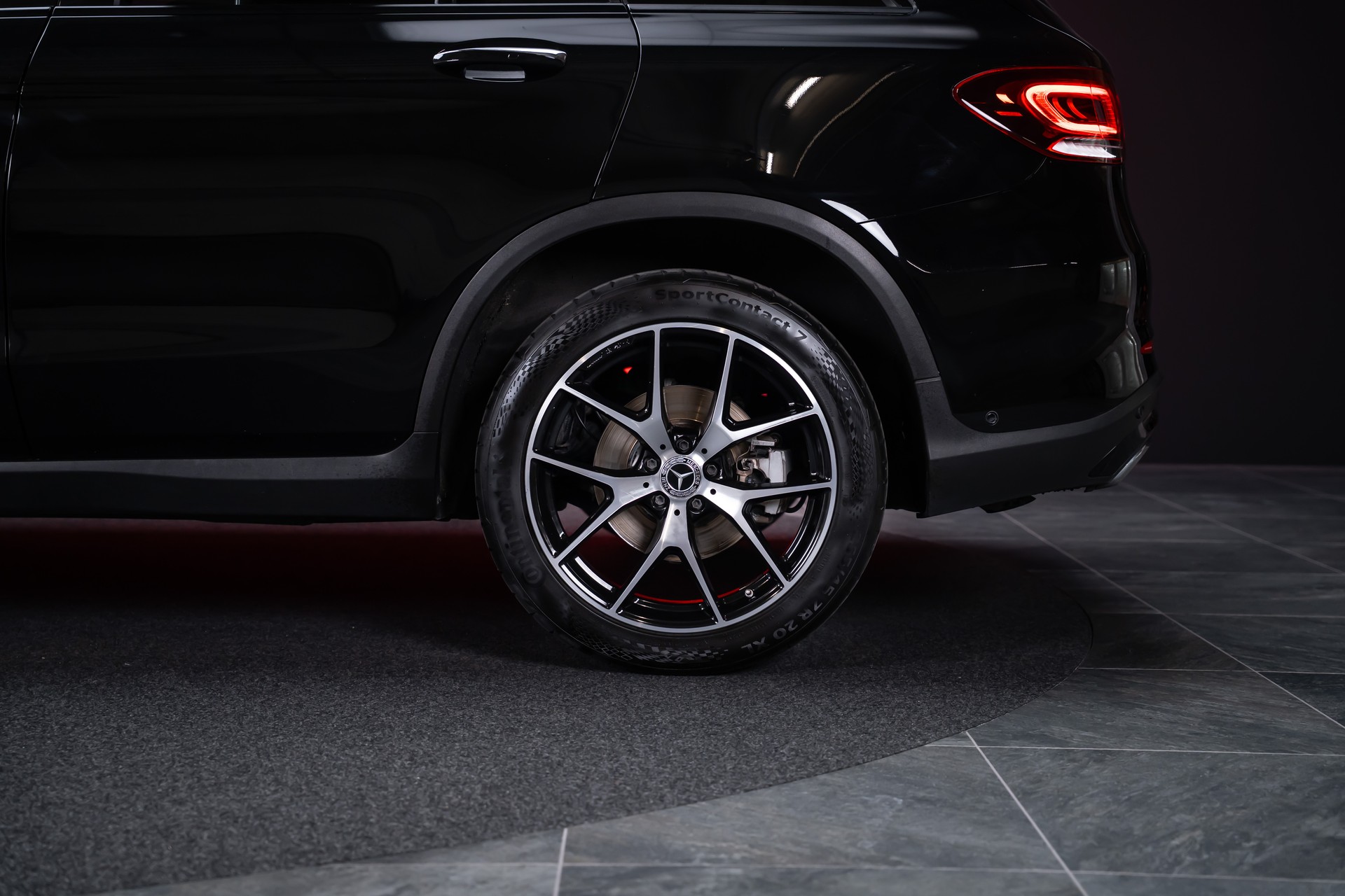 MERCEDES-BENZ GLC 220 d AMG Line 4m / CH-Fahrzeug / Rückfahrkamera / el.Sitze-image-33