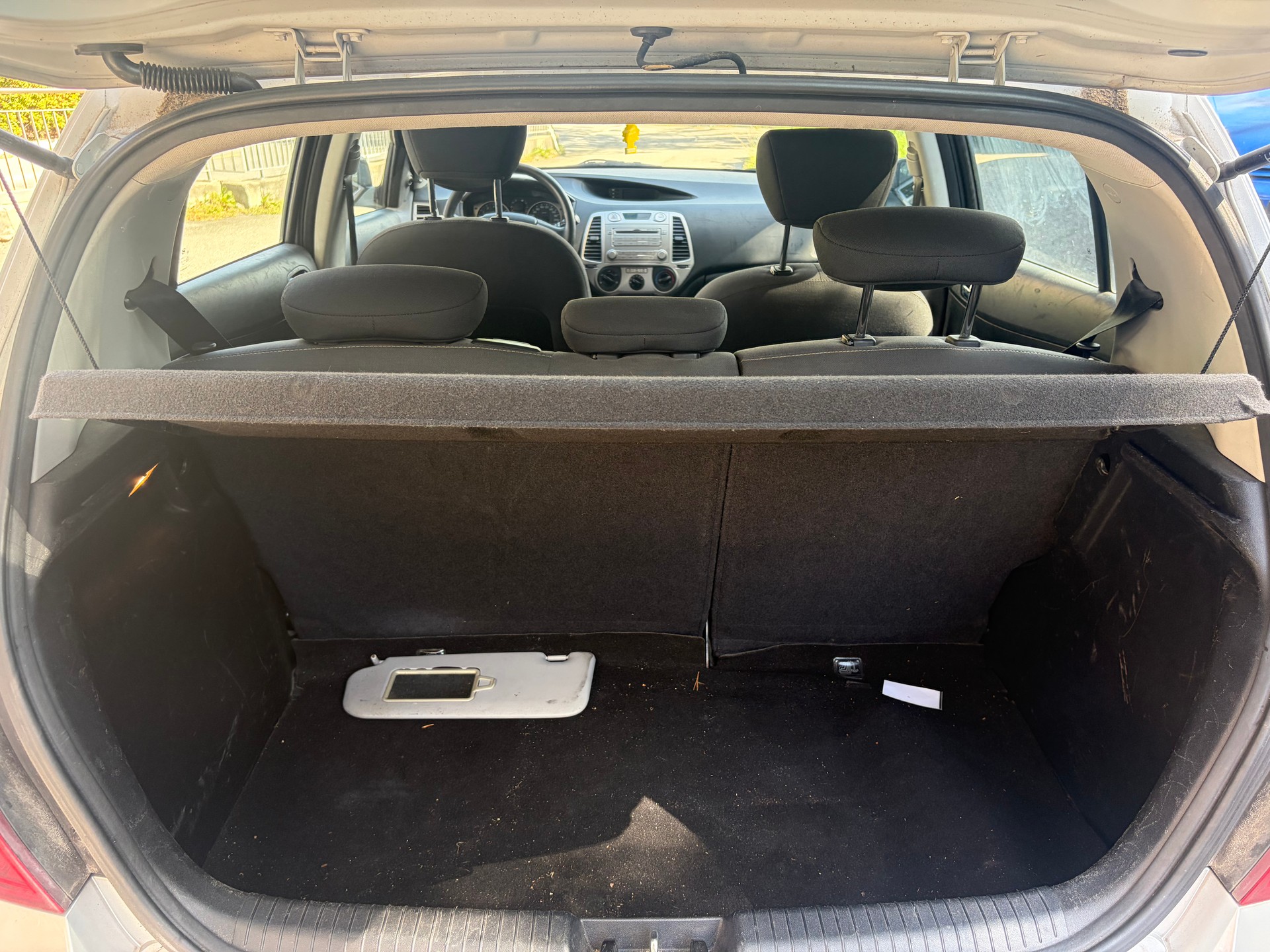 HYUNDAI i20 1.2 Comfort-image-15