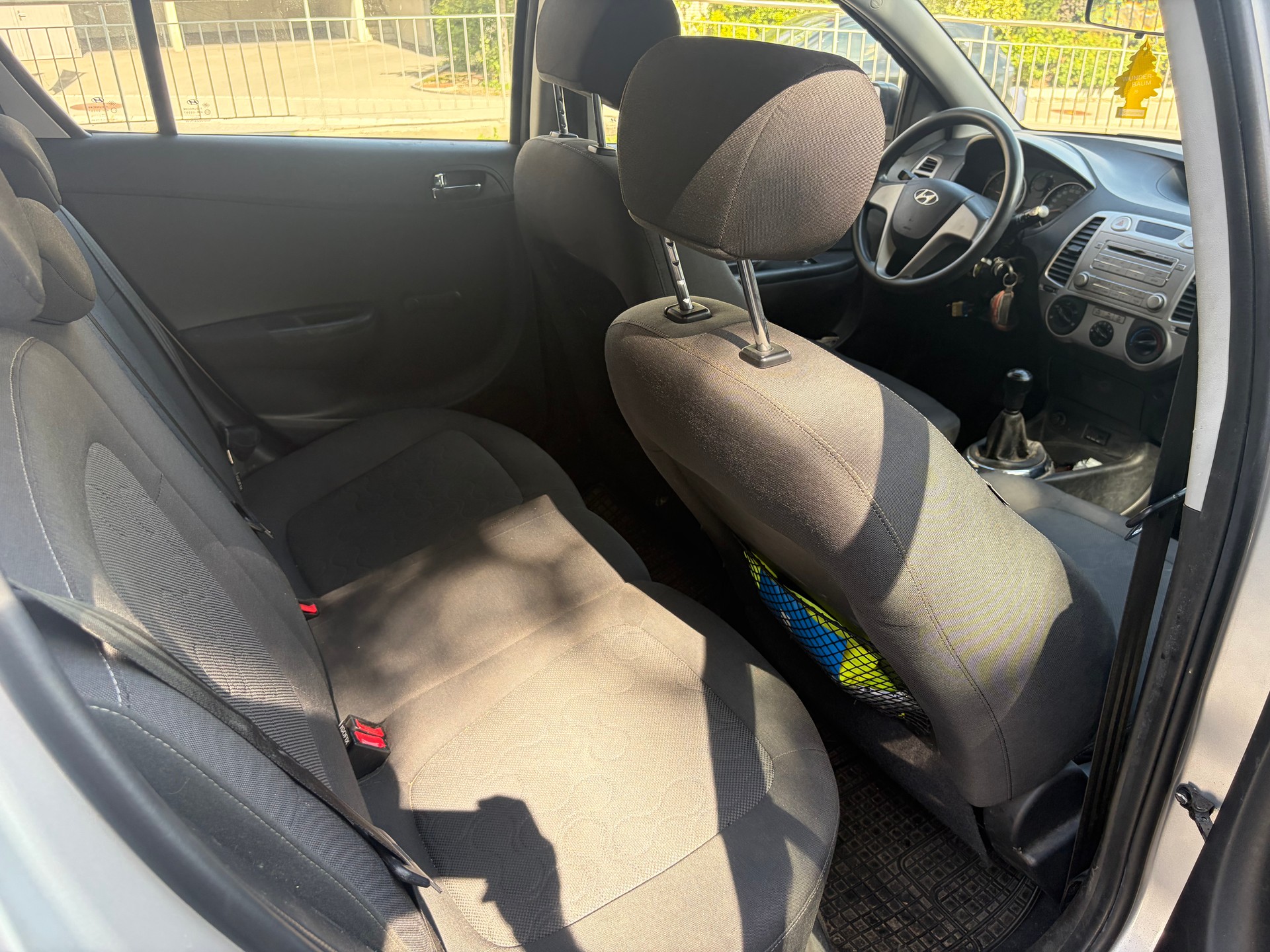 HYUNDAI i20 1.2 Comfort-image-14