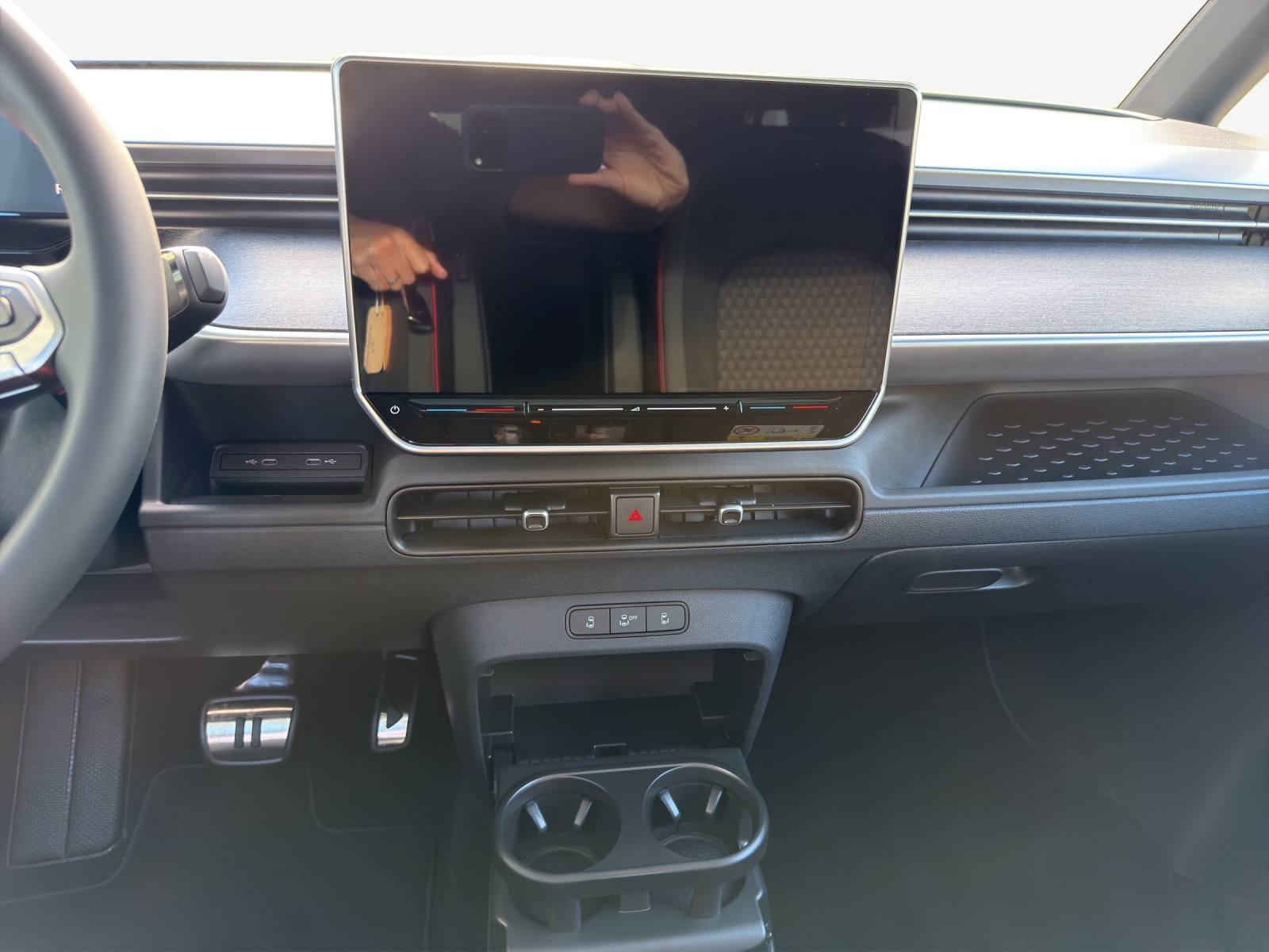 VW ID.Buzz NWB GTX 4 Motion-image-10