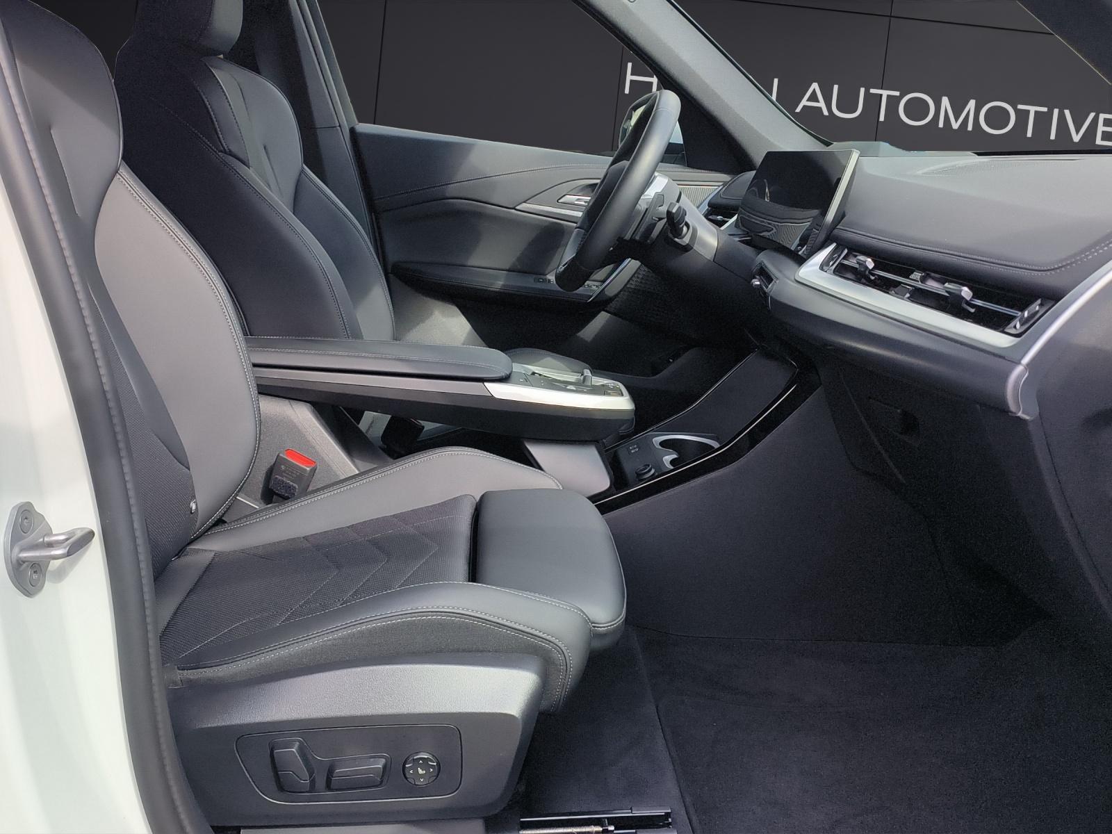 BMW X1 U11 23i xDrive paddles-image-14
