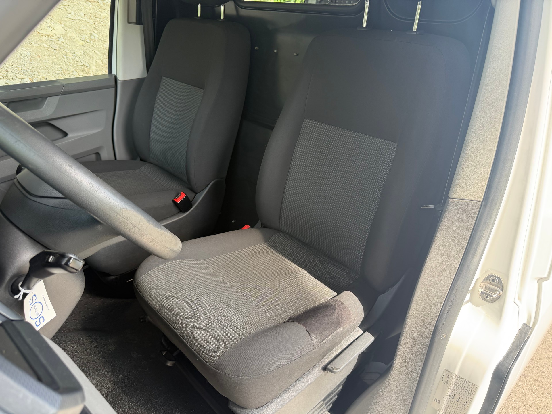VW T6.1 2.0 TDI Entry-image-7