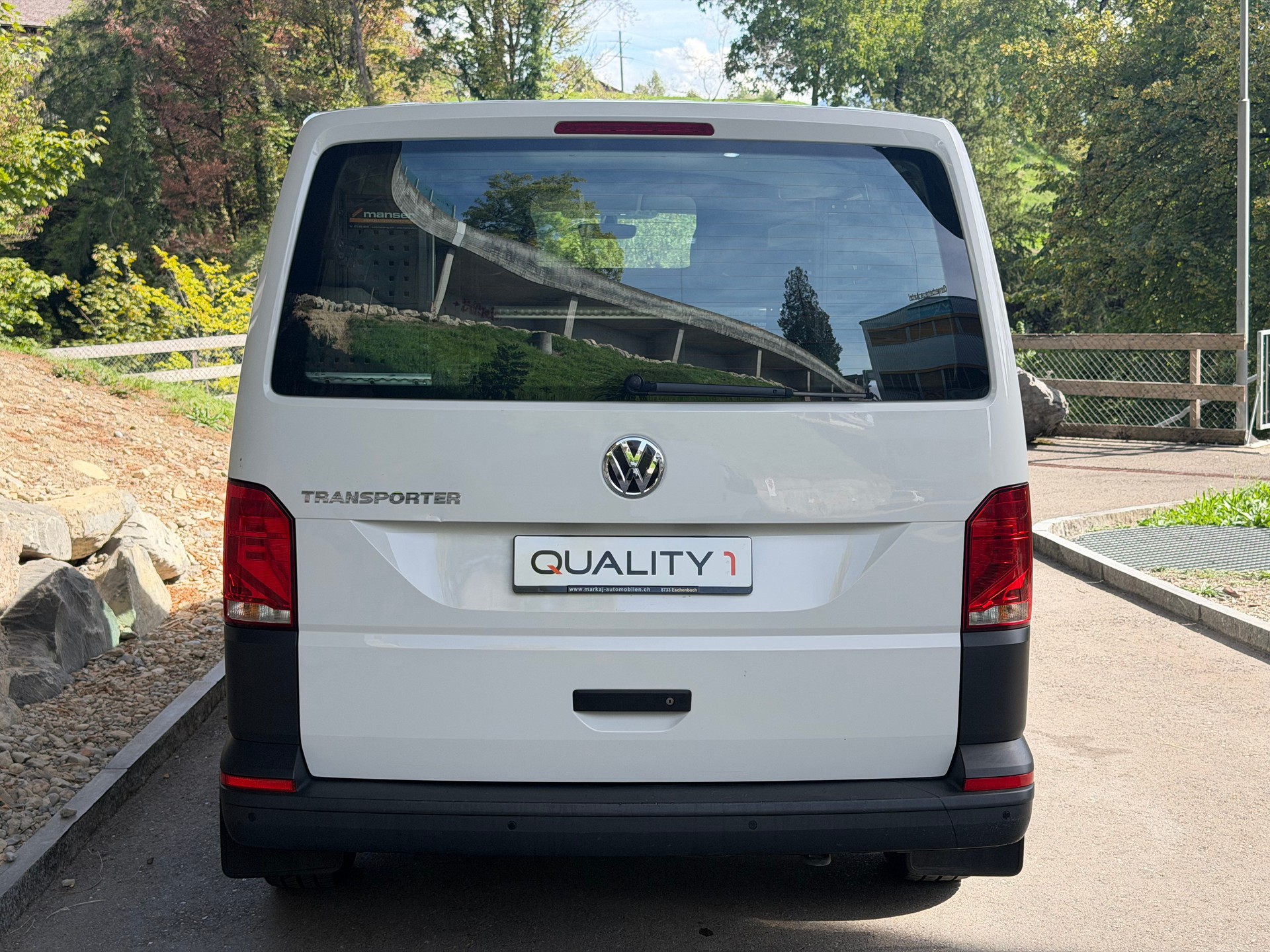 VW T6.1 2.0 TDI Entry-image-4
