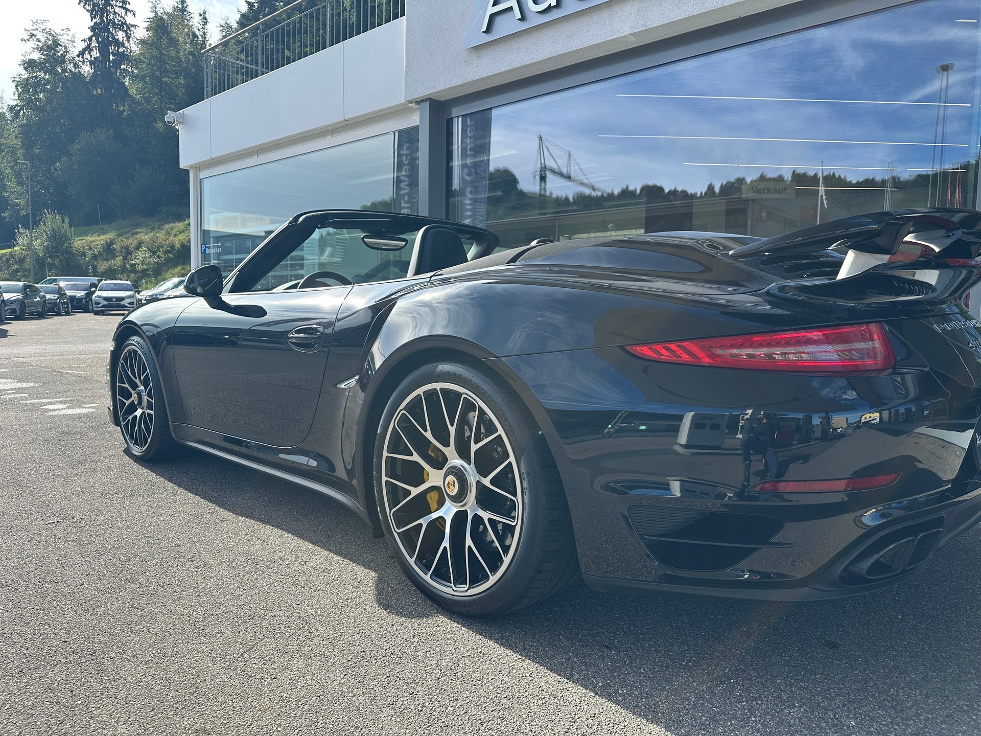 PORSCHE 911 Turbo S Cabrio PDK-image-8