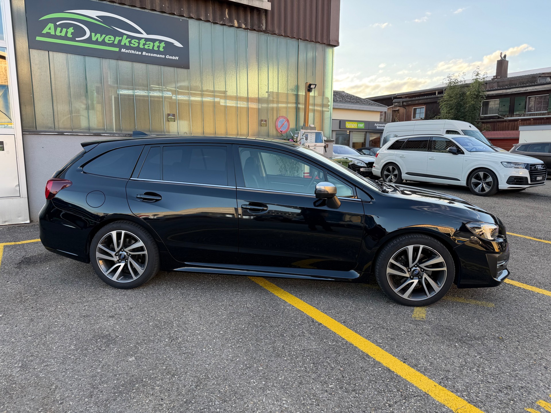 SUBARU Levorg 2.0i Swiss Plus AWD Lineartronic-image-7
