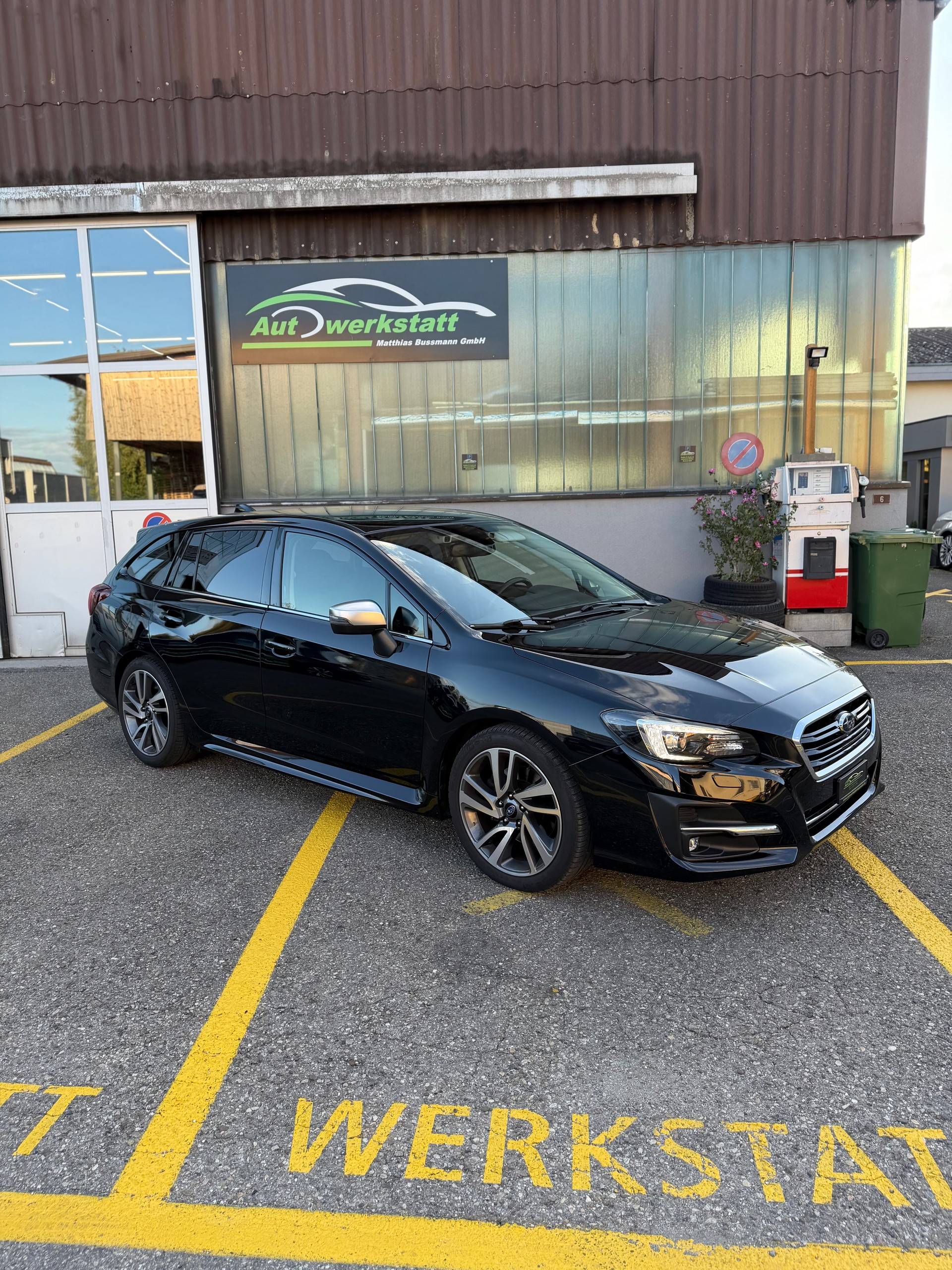SUBARU Levorg 2.0i Swiss Plus AWD Lineartronic-image-0