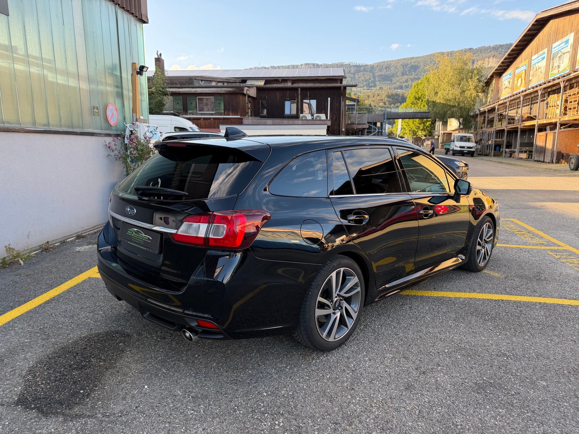 SUBARU Levorg 2.0i Swiss Plus AWD Lineartronic-image-6