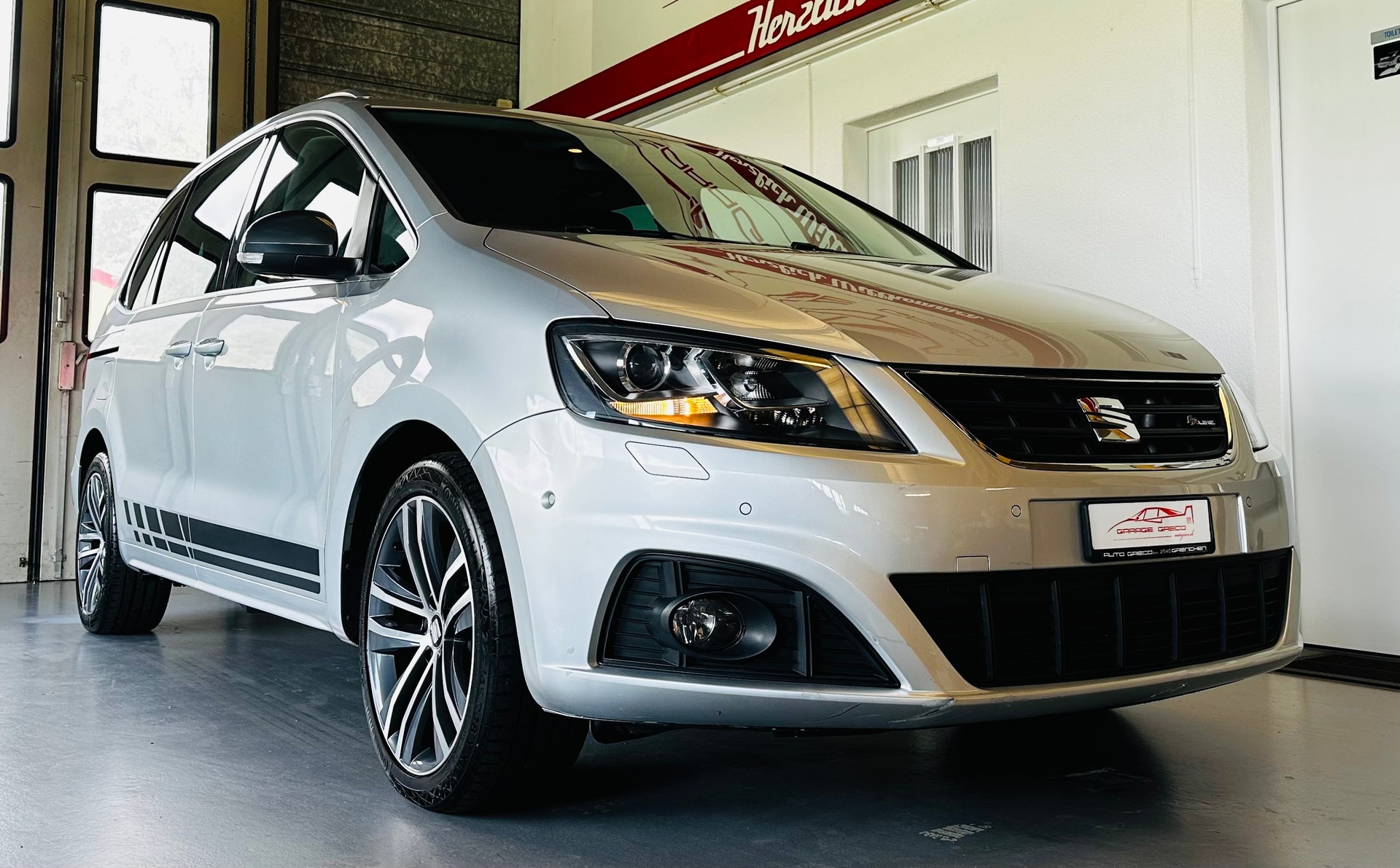 SEAT Alhambra 2.0 TDI FR Line DSG-image-2