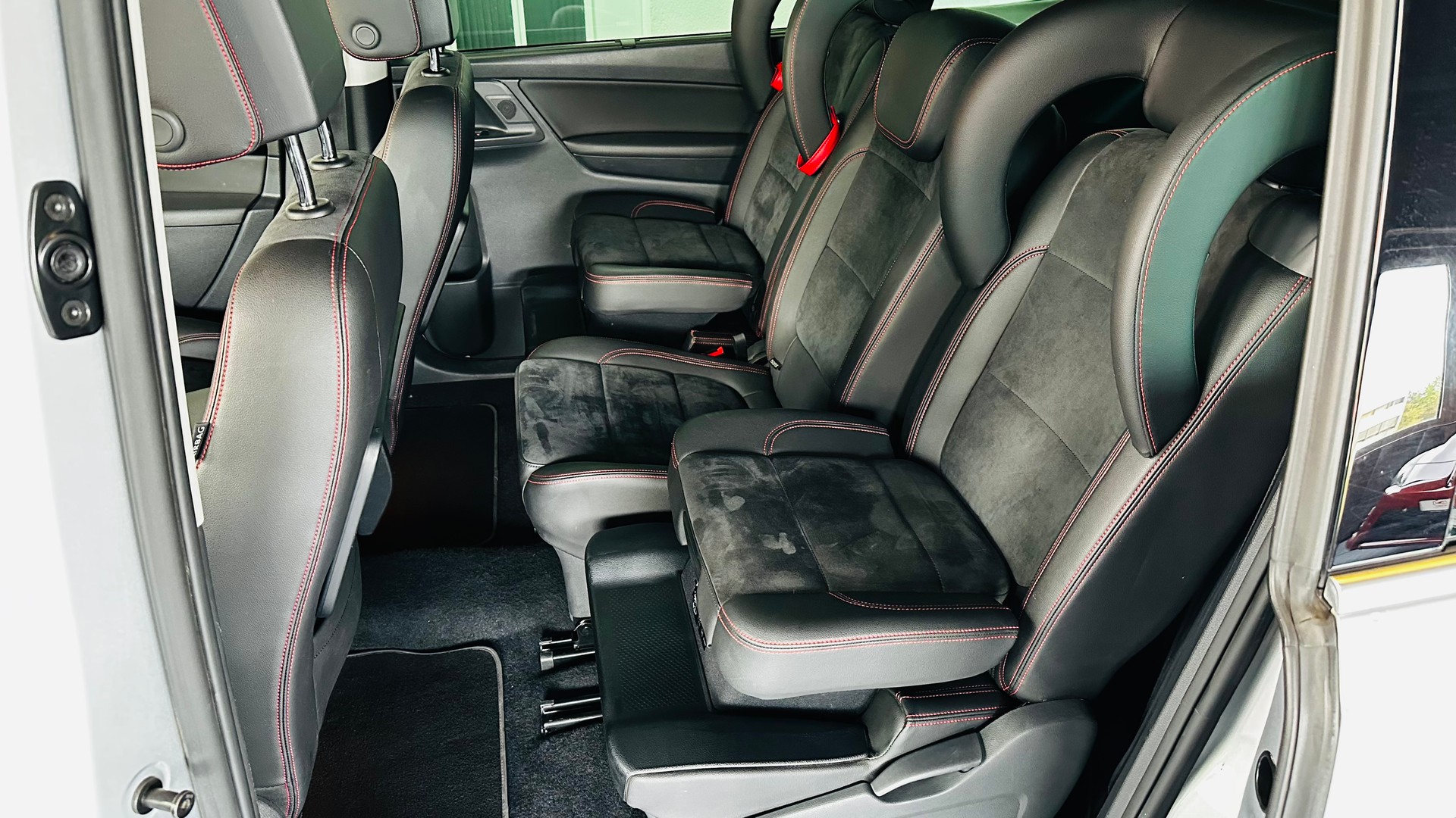 SEAT Alhambra 2.0 TDI FR Line DSG-image-13