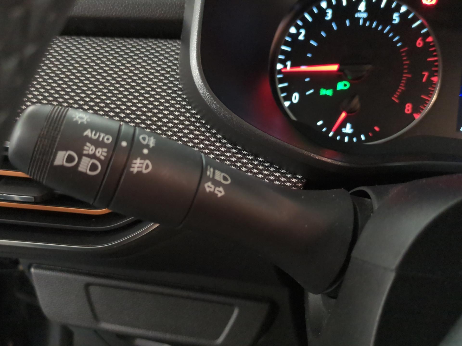DACIA Sandero TCe 90 Comfort CVT-image-22