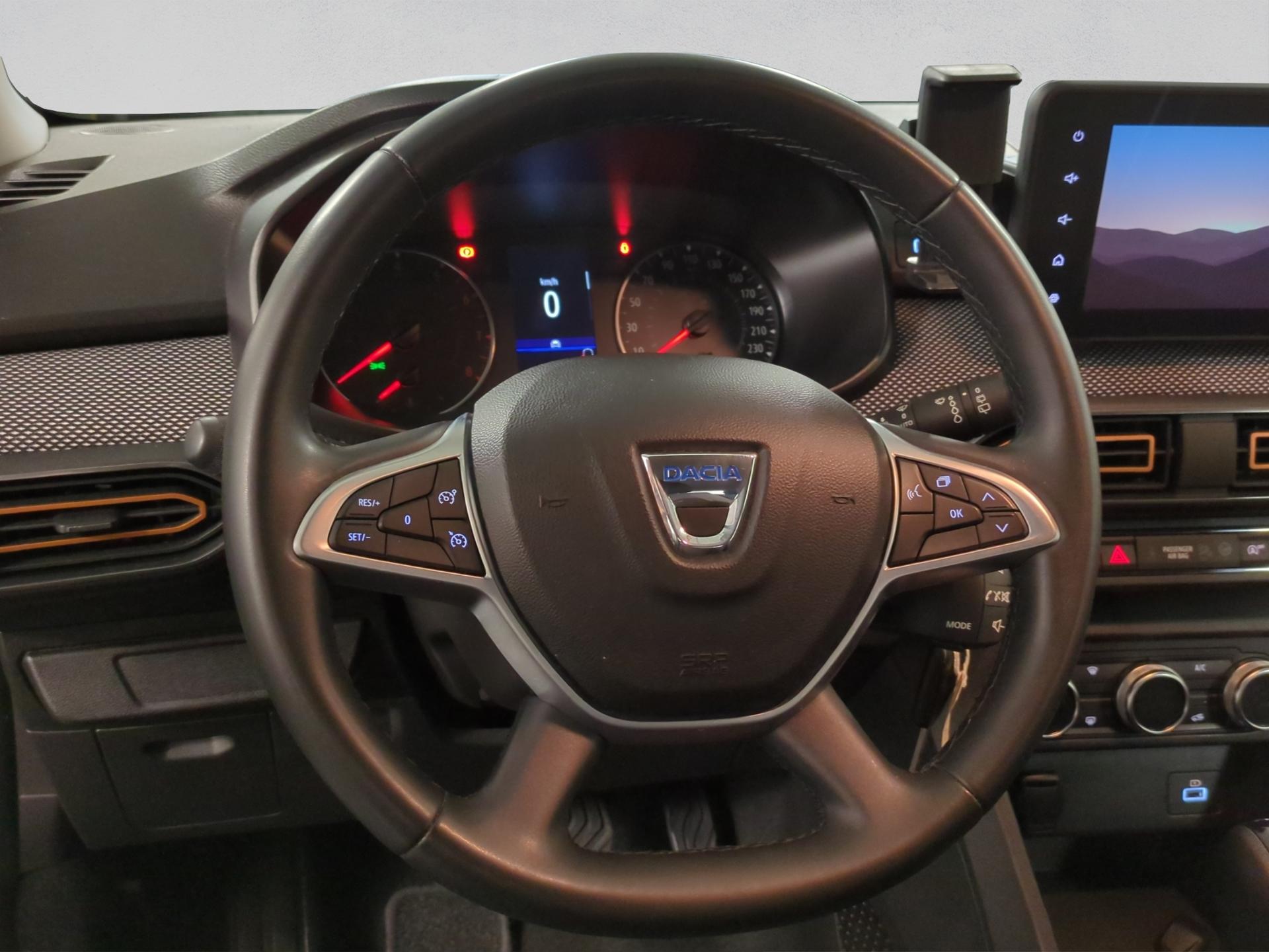 DACIA Sandero TCe 90 Comfort CVT-image-9
