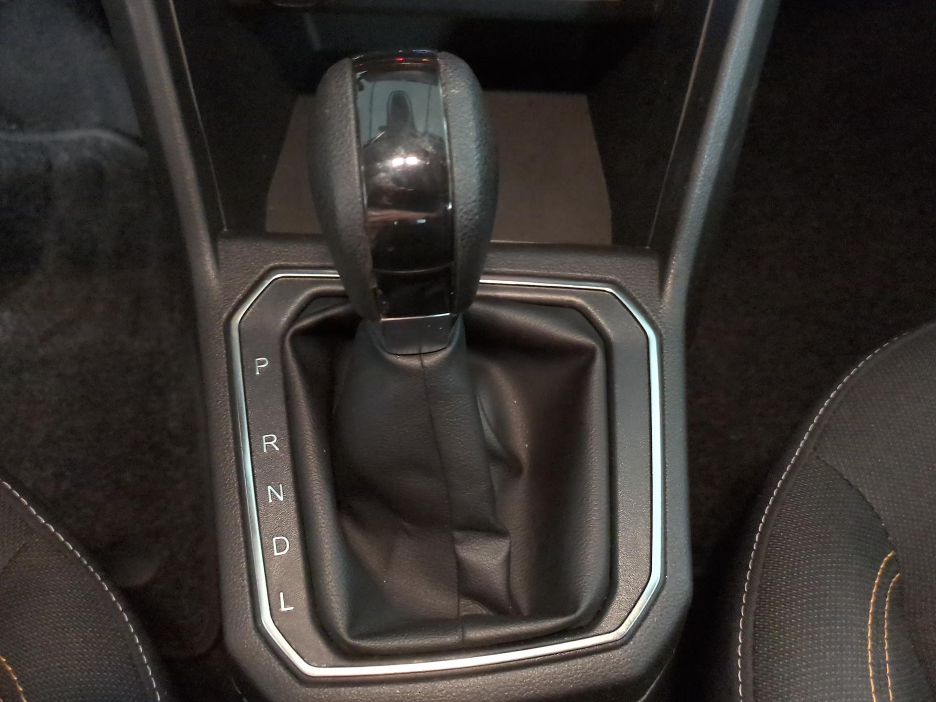 DACIA Sandero TCe 90 Comfort CVT-image-24