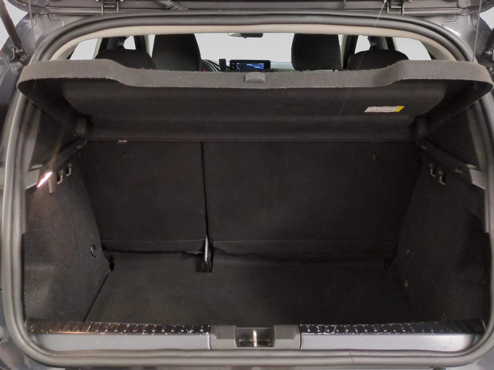 DACIA Sandero TCe 90 Comfort CVT-image-15