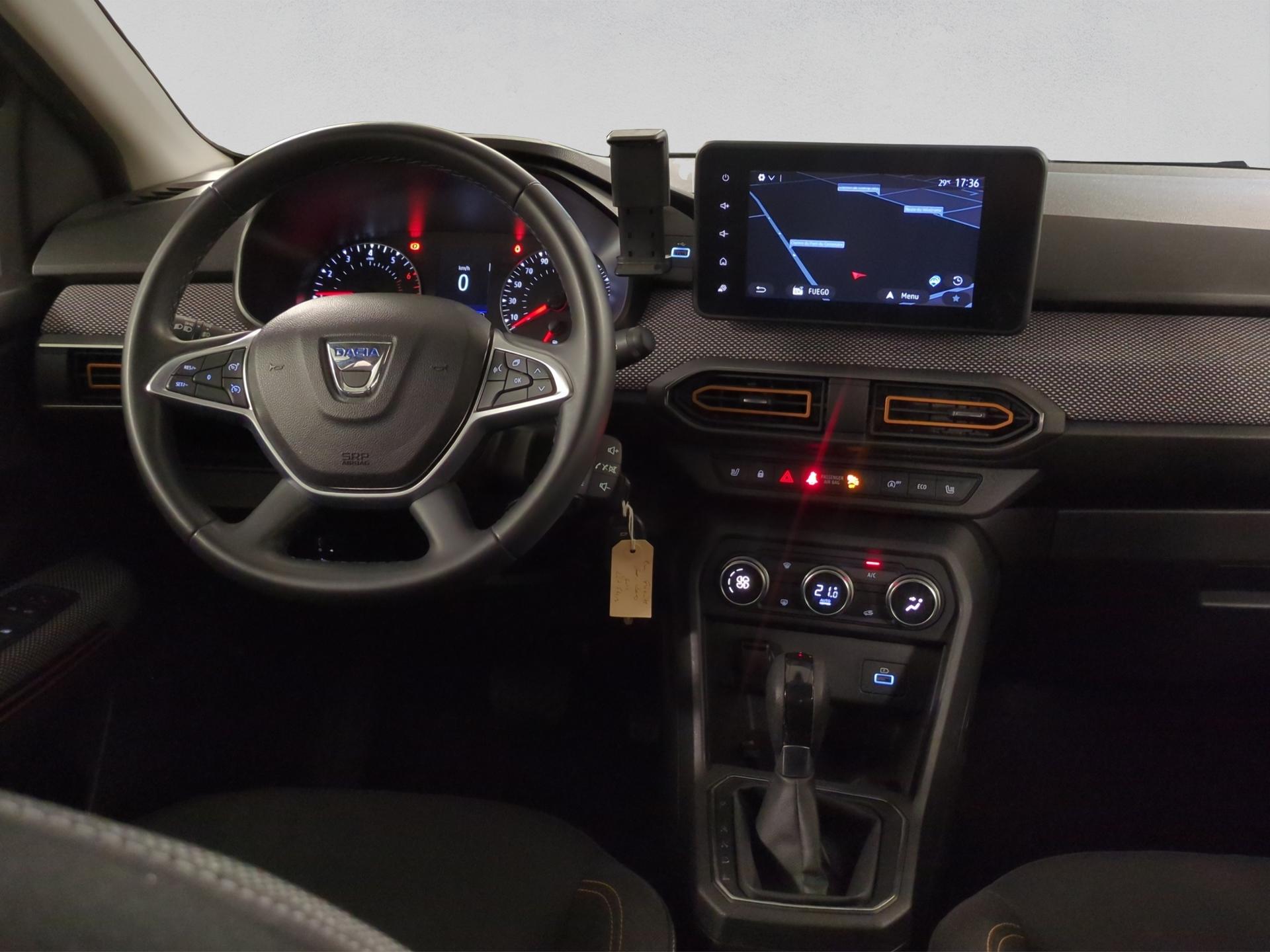 DACIA Sandero TCe 90 Comfort CVT-image-13