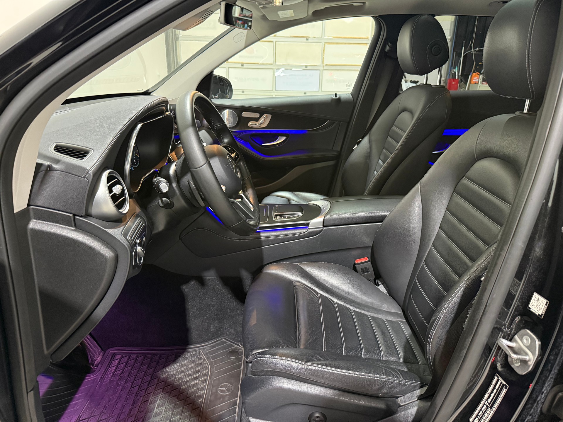 MERCEDES-BENZ GLC 220 d AMG Line 4Matic 9G-Tronic CH-Fahrzeug-image-12