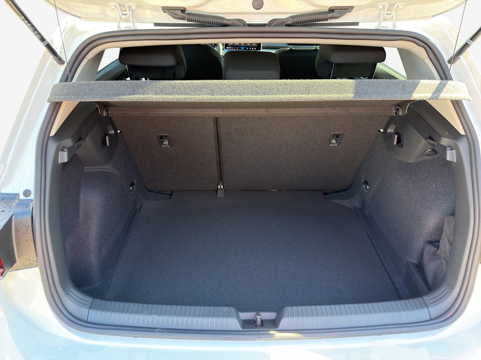 VW Golf 1.5 e TSI mHEV Value DSG-image-11
