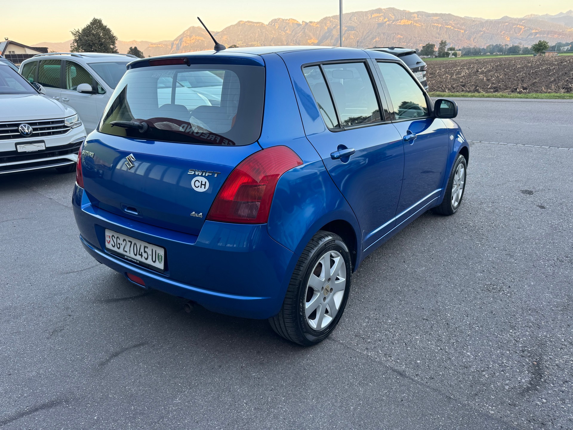 SUZUKI Swift 1.3i 16V GL Top 4x4-image-7