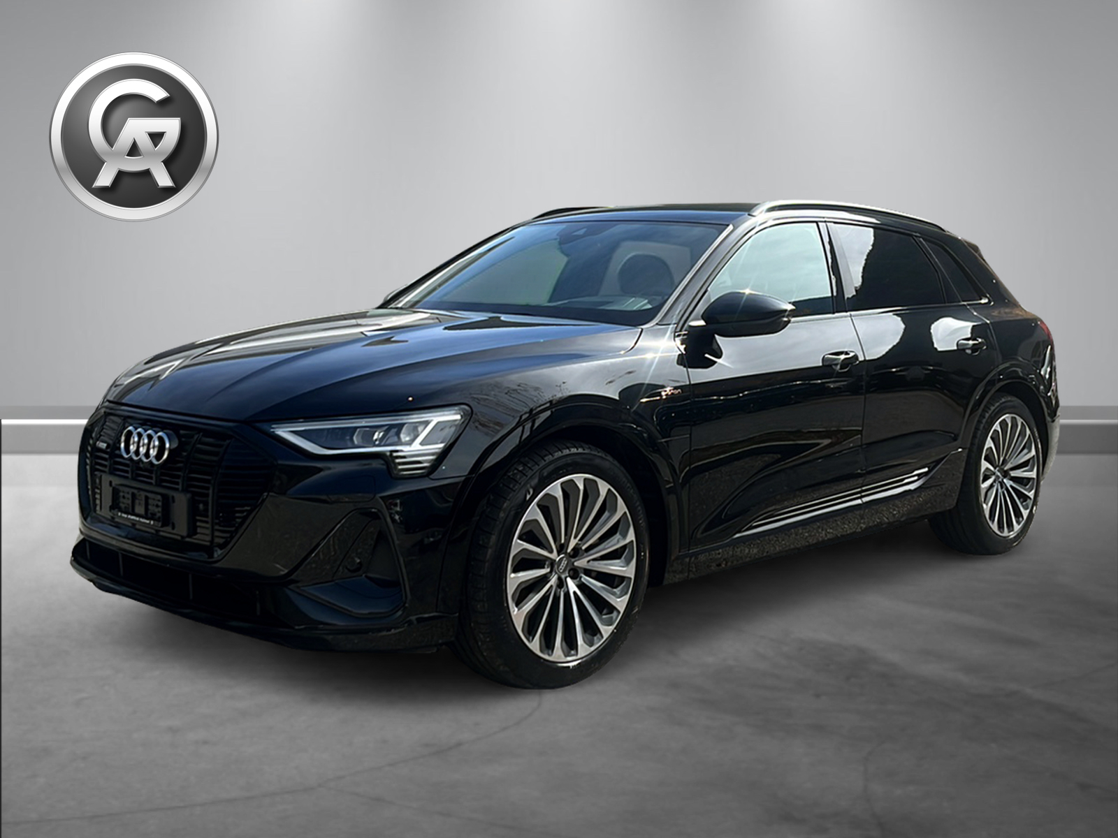 AUDI e-tron 55 S Line quattro-image-12