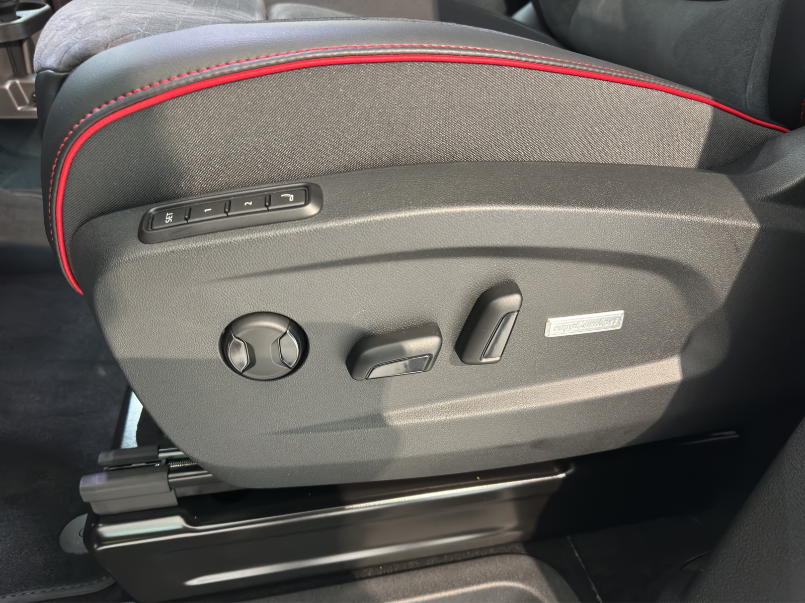 VW ID.Buzz LWB GTX 4 Motion-image-14