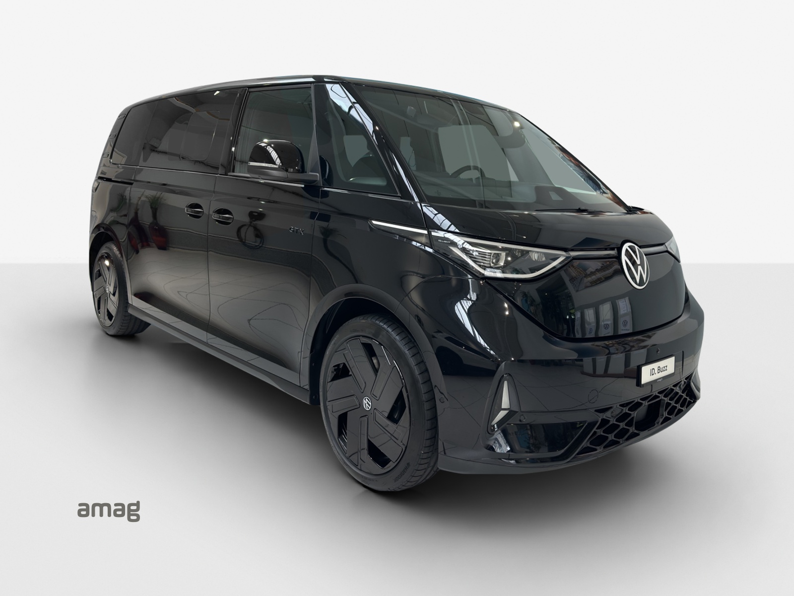 VW ID.Buzz LWB GTX 4 Motion-image-5