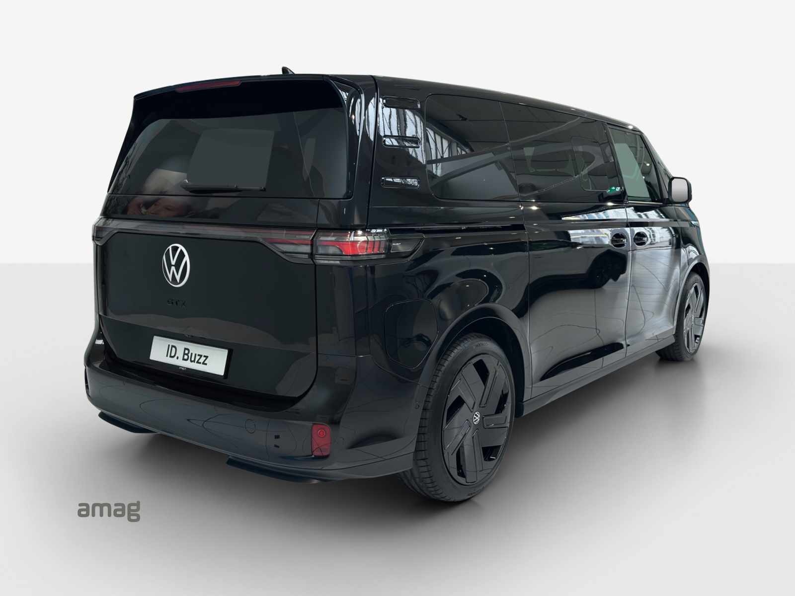 VW ID.Buzz LWB GTX 4 Motion-image-4