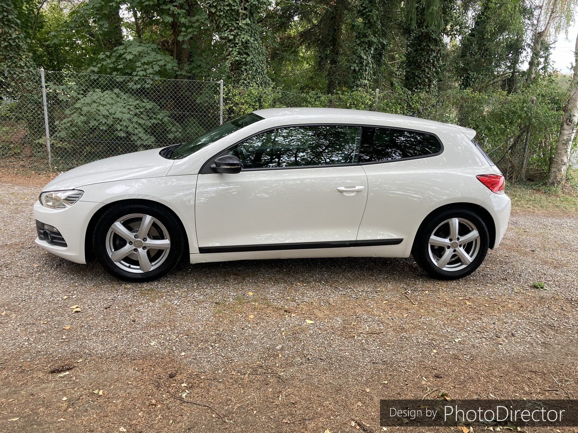 VW Scirocco 1.4 TSI SPORT-image-2