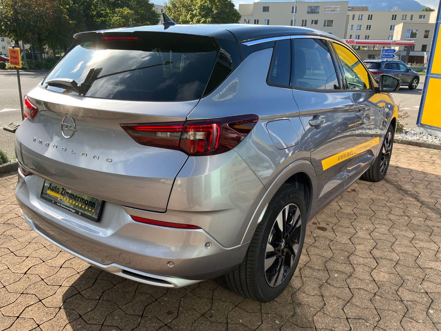 OPEL Grandland 1.2 T Elegance-image-3