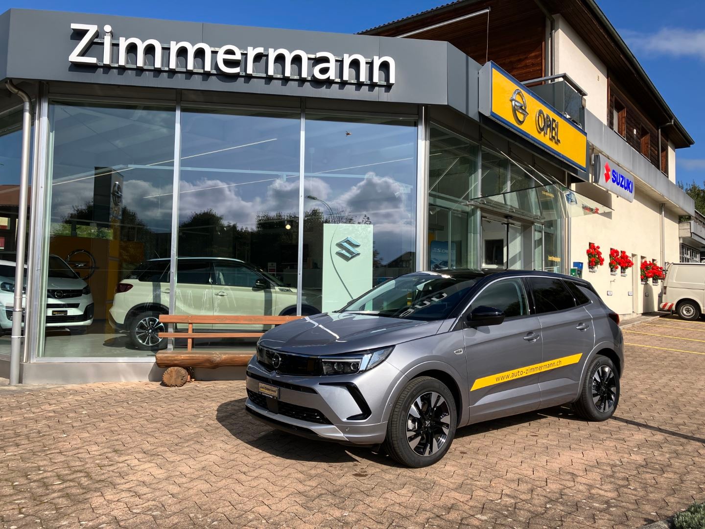 OPEL Grandland 1.2 T Elegance-image-0
