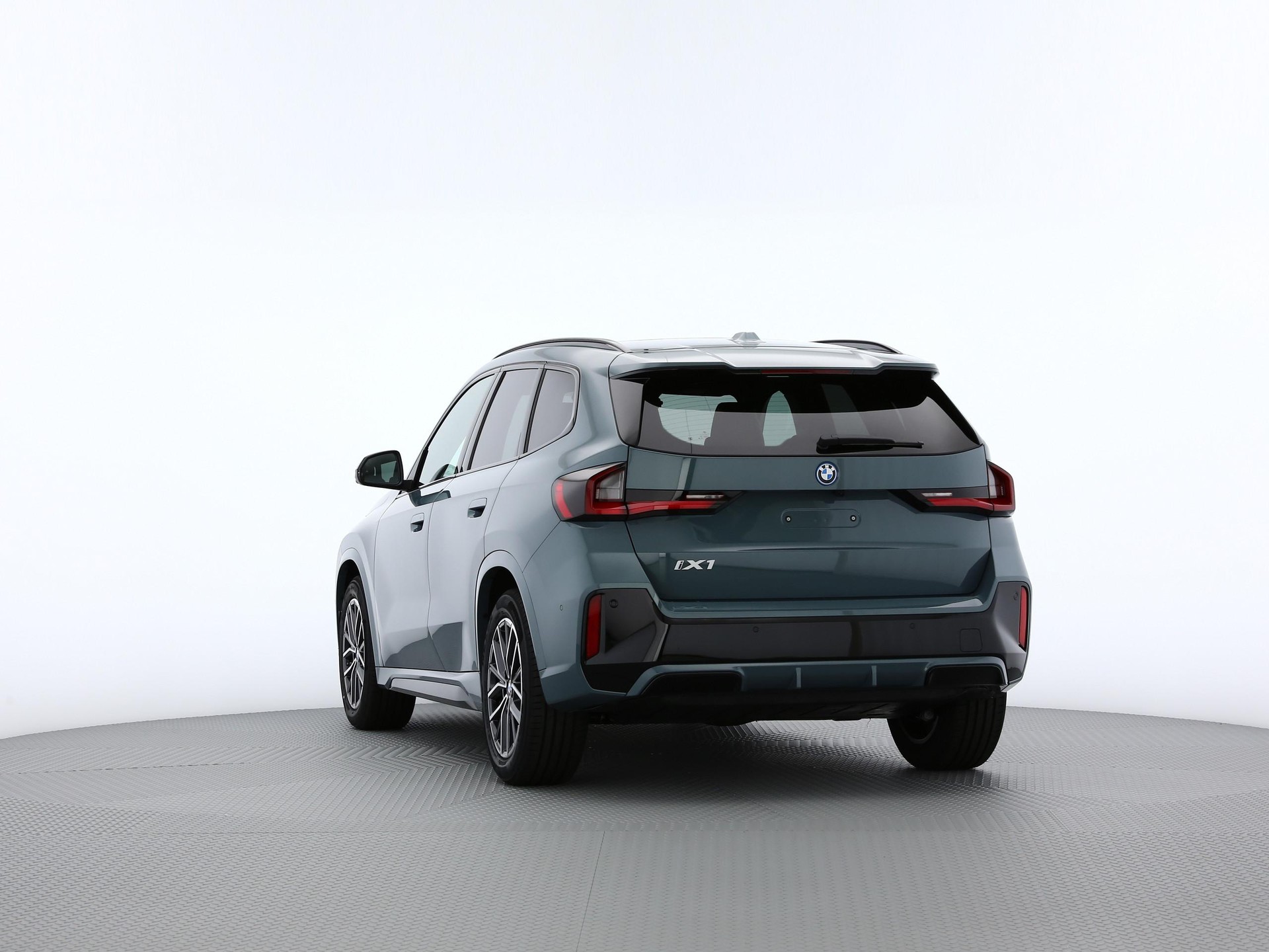 BMW iX1 U11 20 eDrive-image-14