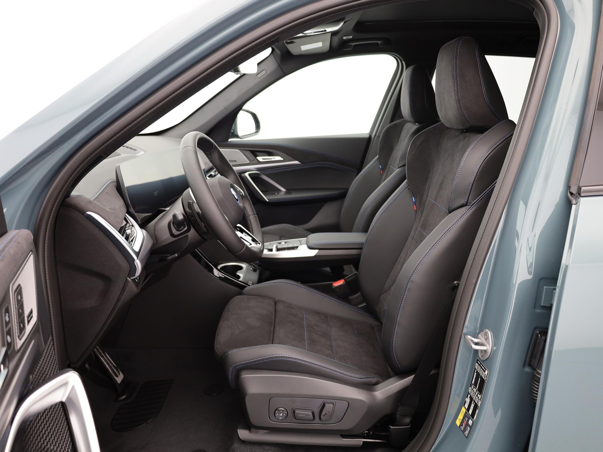 BMW iX1 U11 20 eDrive-image-4